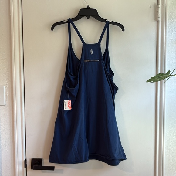 New WITH TAG AUTHENTIC Free People Movement Hot Shot Mini Dress - Navy - Picture 17 of 17